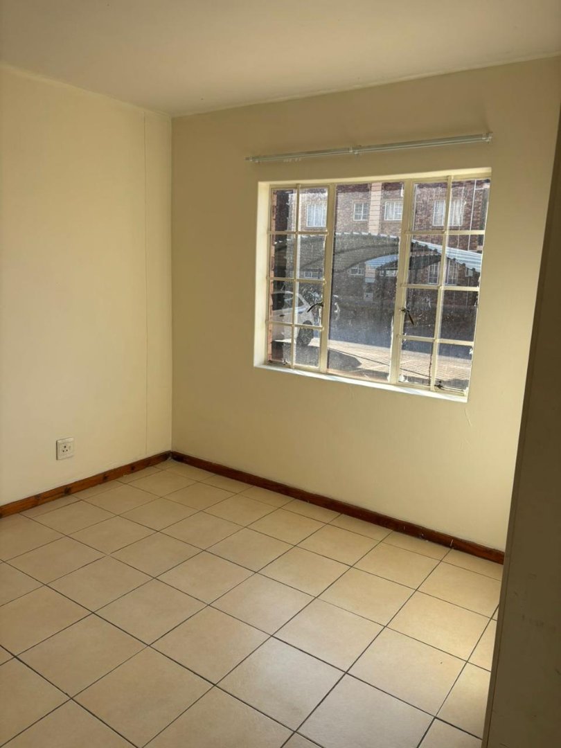 To Let 2 Bedroom Property for Rent in The Orchards Gauteng