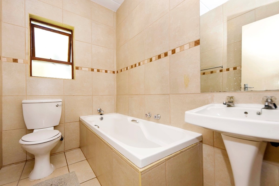 2 Bedroom Property for Sale in Jukskei Park Gauteng