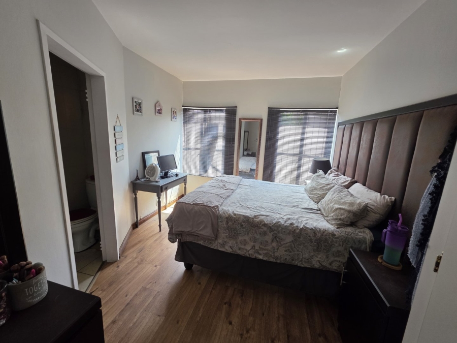 3 Bedroom Property for Sale in Magalieskruin Gauteng