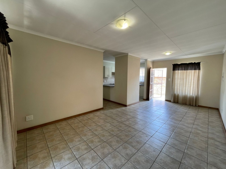 2 Bedroom Property for Sale in Sinoville Gauteng