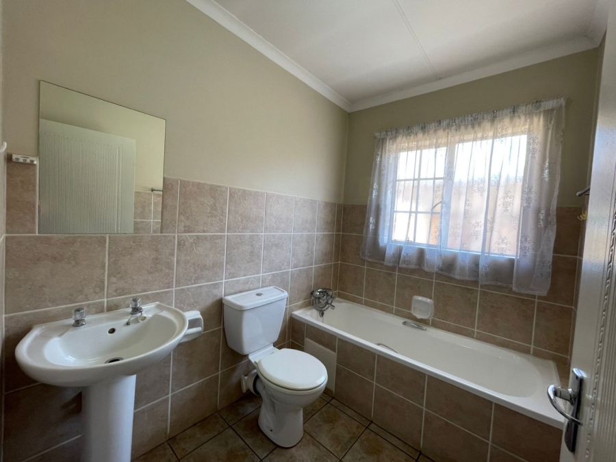 2 Bedroom Property for Sale in Sinoville Gauteng