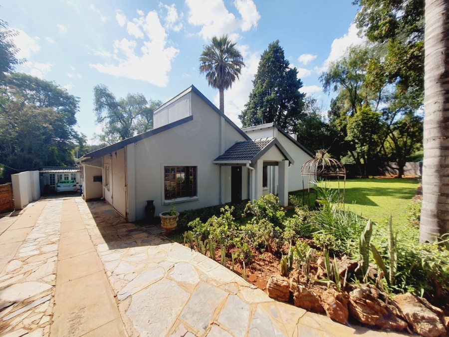 To Let 3 Bedroom Property for Rent in Murrayfield Gauteng