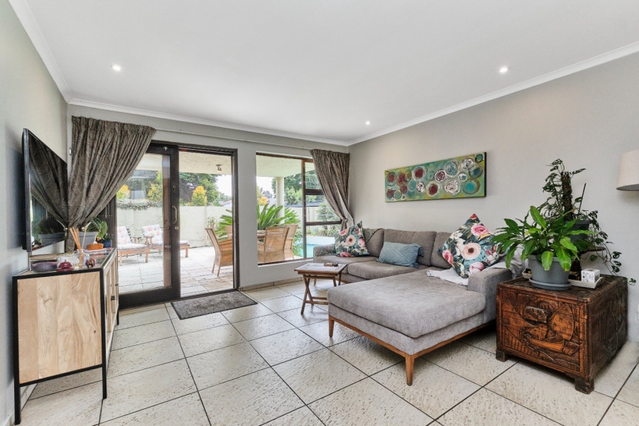 3 Bedroom Property for Sale in Magaliessig Gauteng