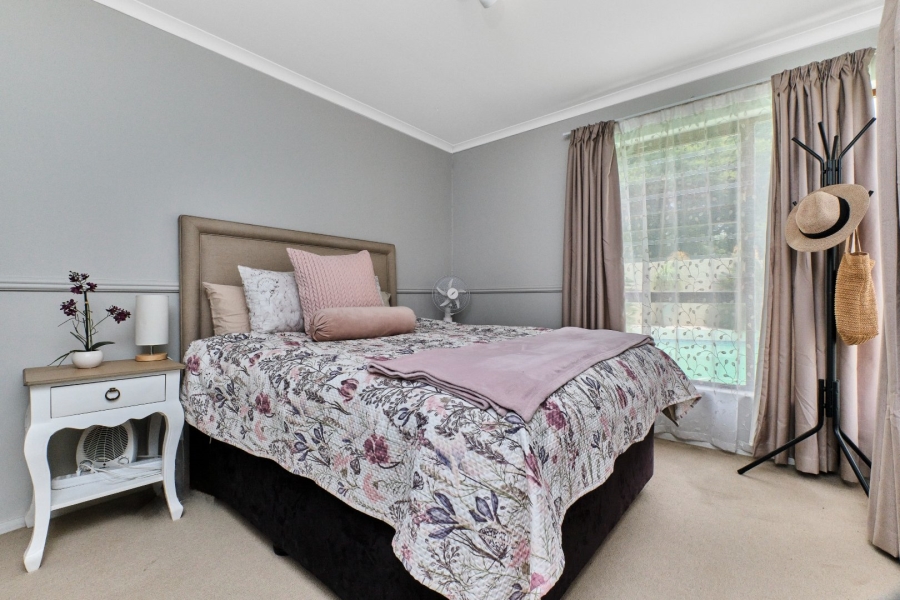 3 Bedroom Property for Sale in Magaliessig Gauteng