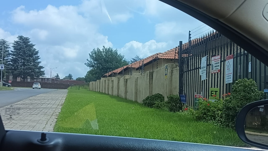 3 Bedroom Property for Sale in Groblerpark Gauteng