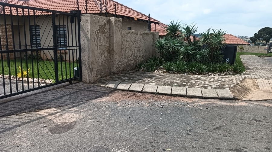 3 Bedroom Property for Sale in Groblerpark Gauteng
