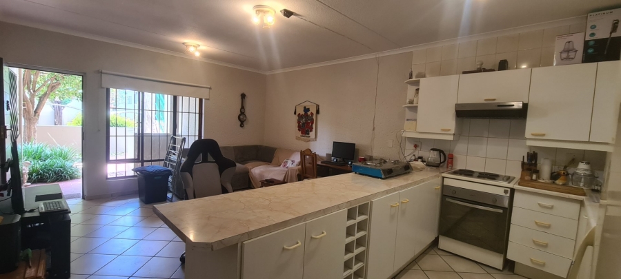 1 Bedroom Property for Sale in Morningside Gauteng