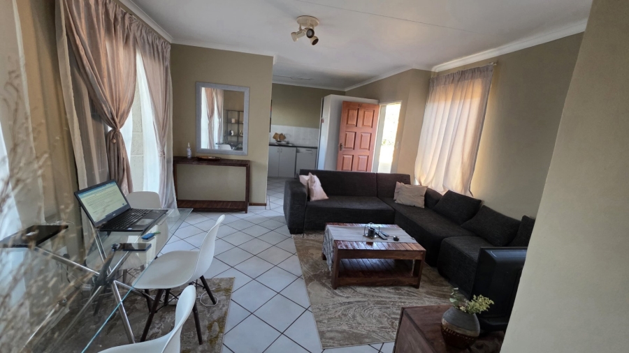 2 Bedroom Property for Sale in Magalieskruin Gauteng