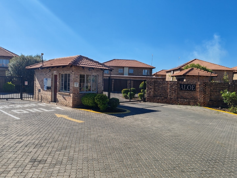 3 Bedroom Property for Sale in Annlin Gauteng