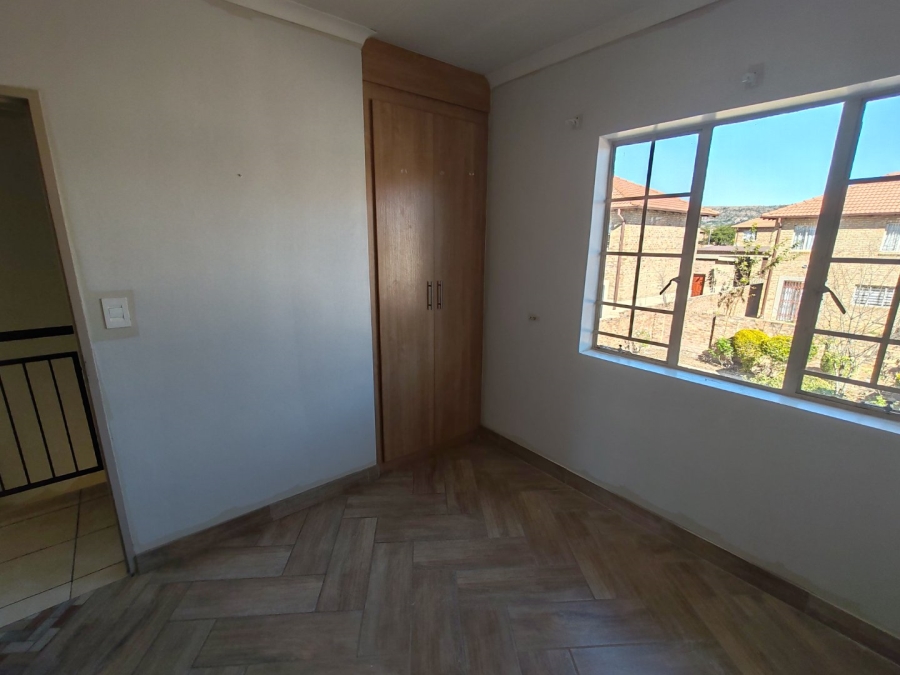 3 Bedroom Property for Sale in Annlin Gauteng