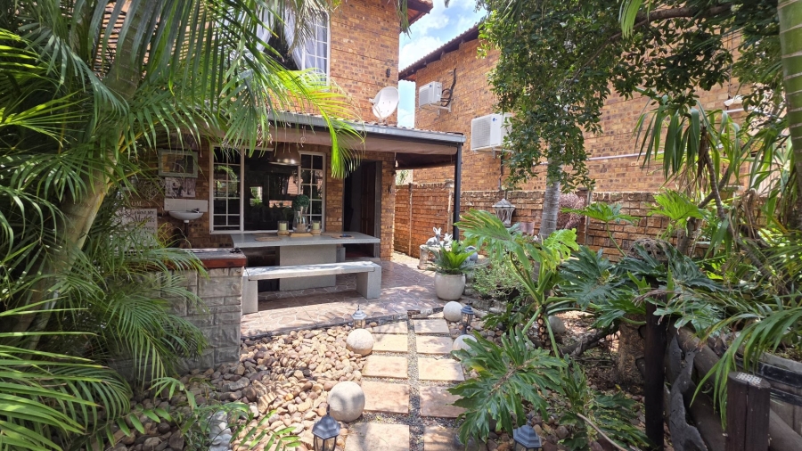 2 Bedroom Property for Sale in Annlin Gauteng