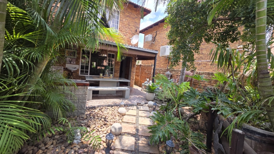 2 Bedroom Property for Sale in Annlin Gauteng