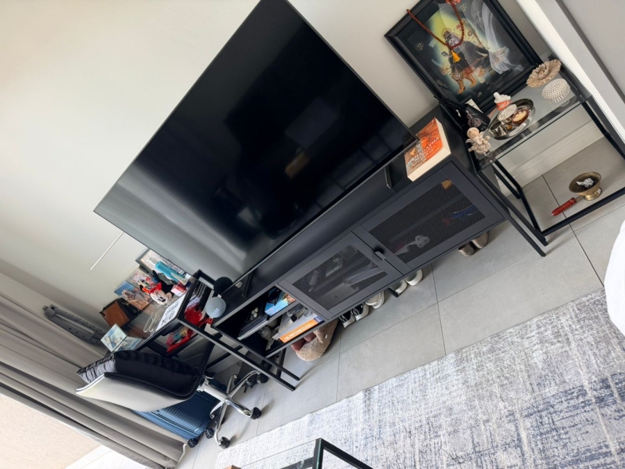 To Let 1 Bedroom Property for Rent in Waterfall Gauteng