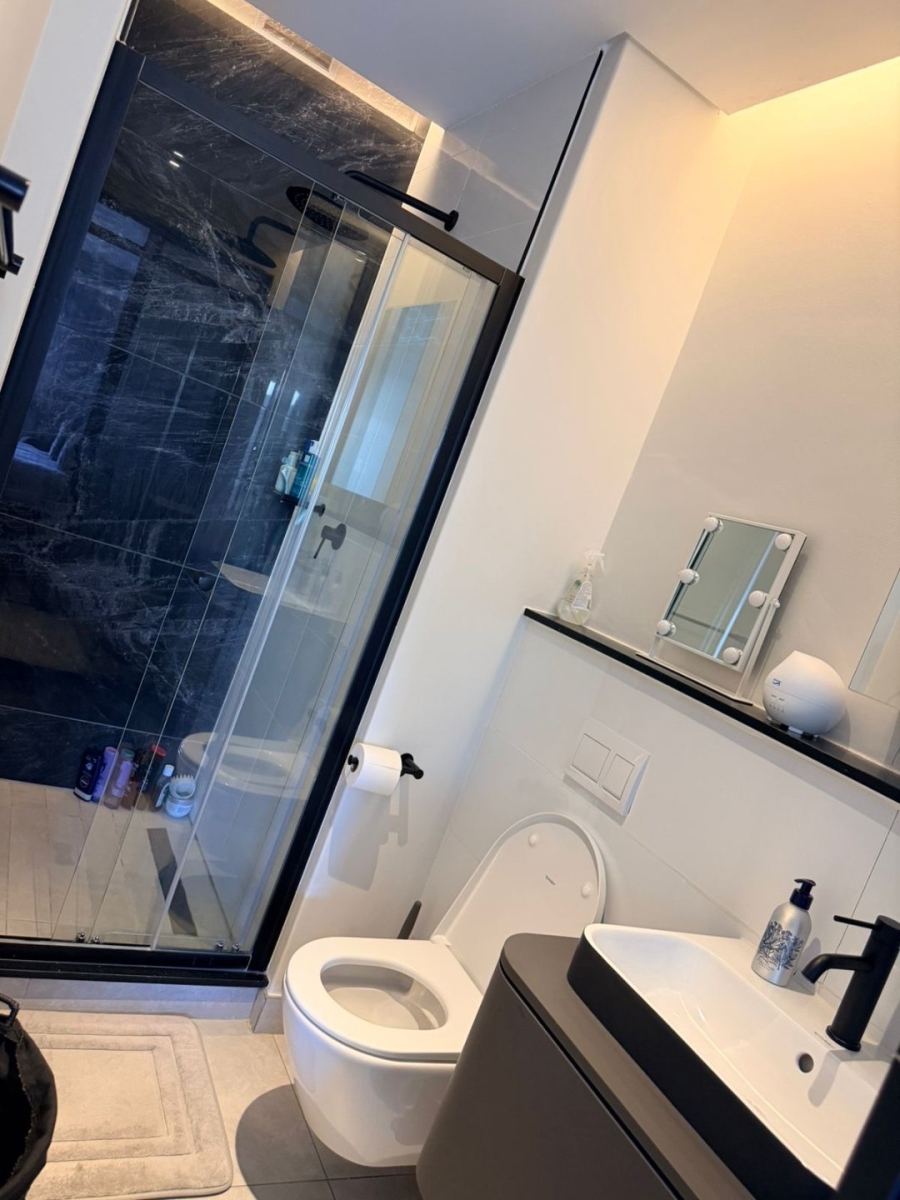 To Let 1 Bedroom Property for Rent in Waterfall Gauteng