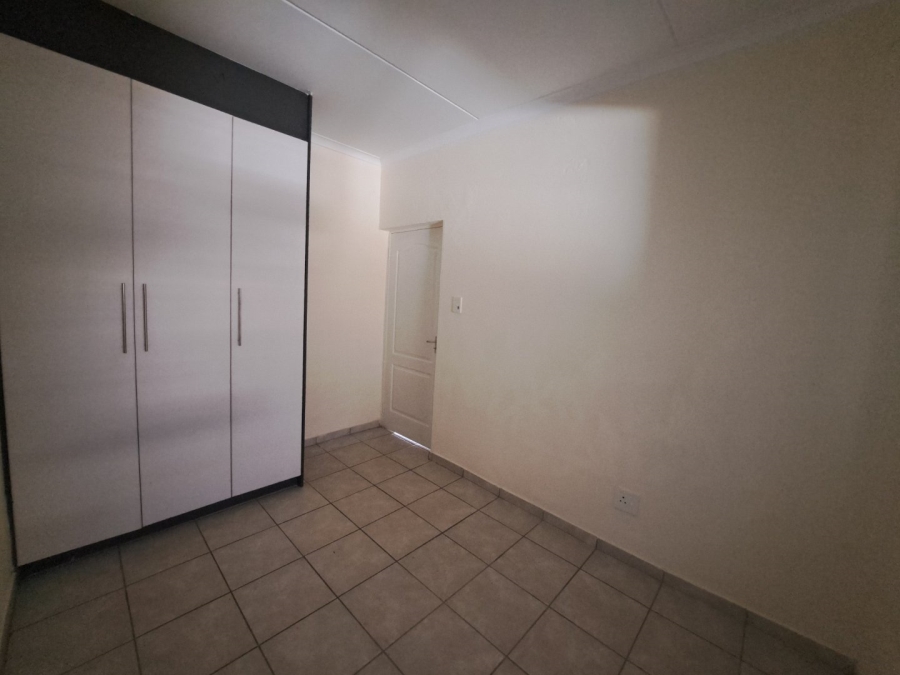 2 Bedroom Property for Sale in Rynfield A H Gauteng