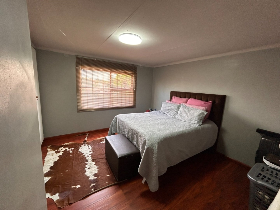 3 Bedroom Property for Sale in Birchleigh North Gauteng