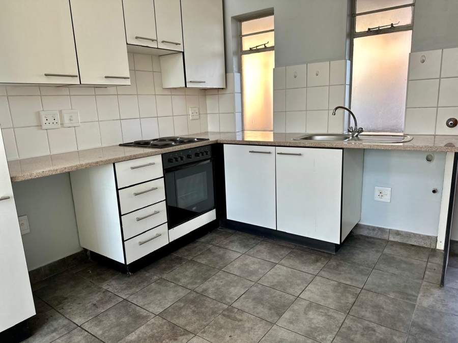 1 Bedroom Property for Sale in Hillcrest Gauteng
