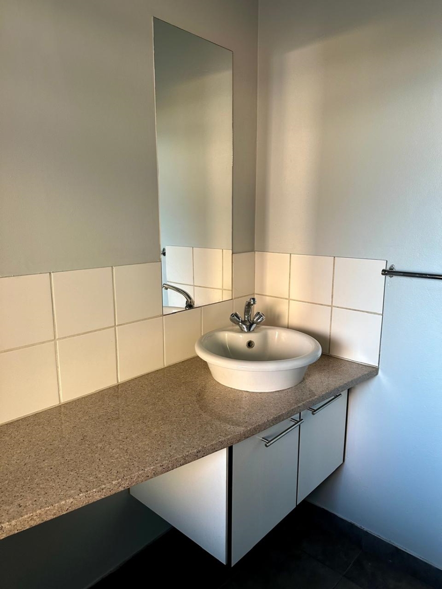 1 Bedroom Property for Sale in Hillcrest Gauteng