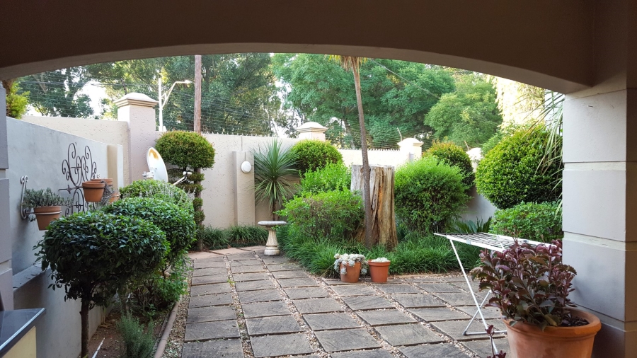 2 Bedroom Property for Sale in Melrose Gauteng