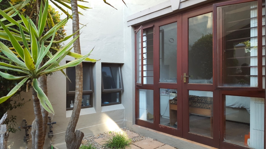 2 Bedroom Property for Sale in Melrose Gauteng