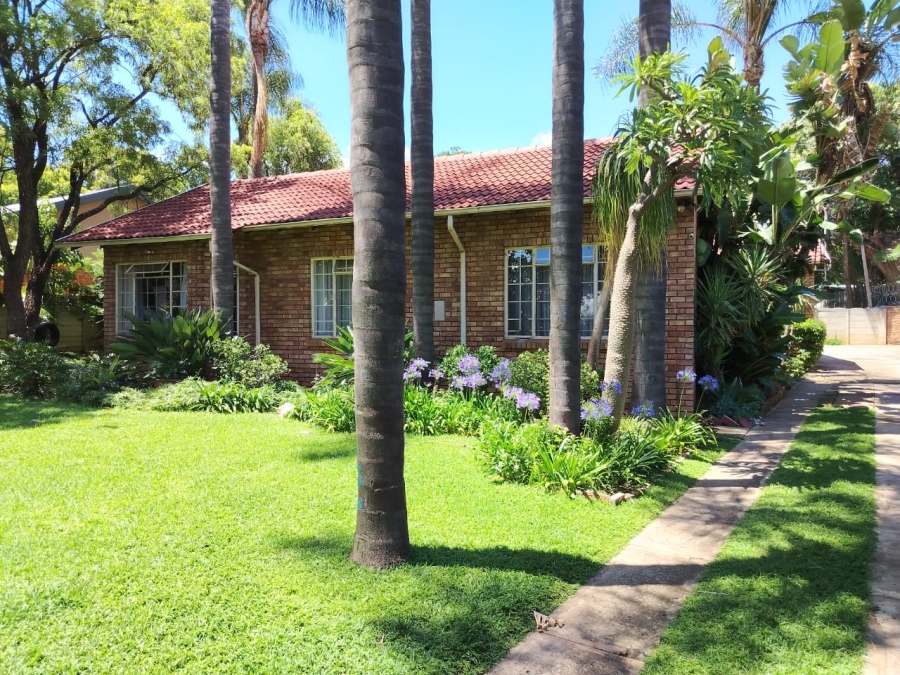 4 Bedroom Property for Sale in Meyerspark Gauteng