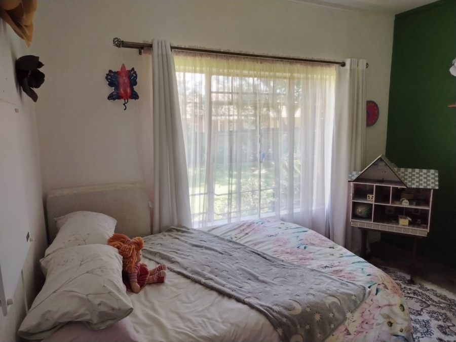 4 Bedroom Property for Sale in Meyerspark Gauteng