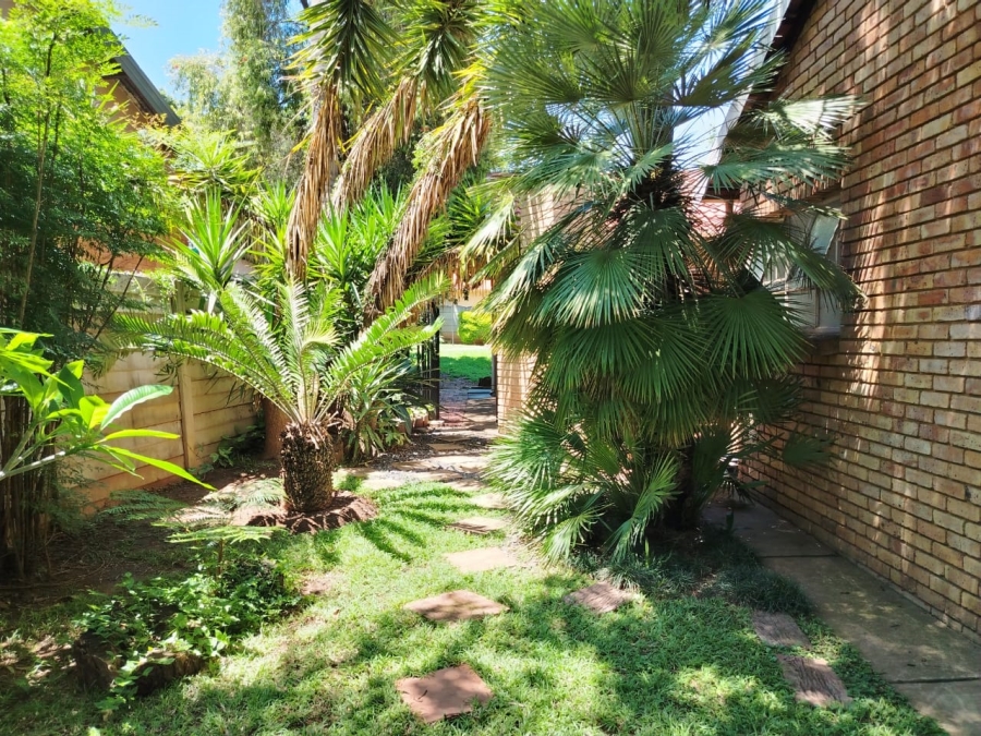 4 Bedroom Property for Sale in Meyerspark Gauteng