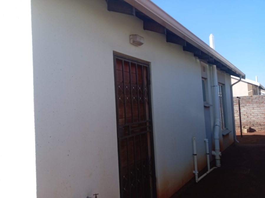 3 Bedroom Property for Sale in Sky City Gauteng