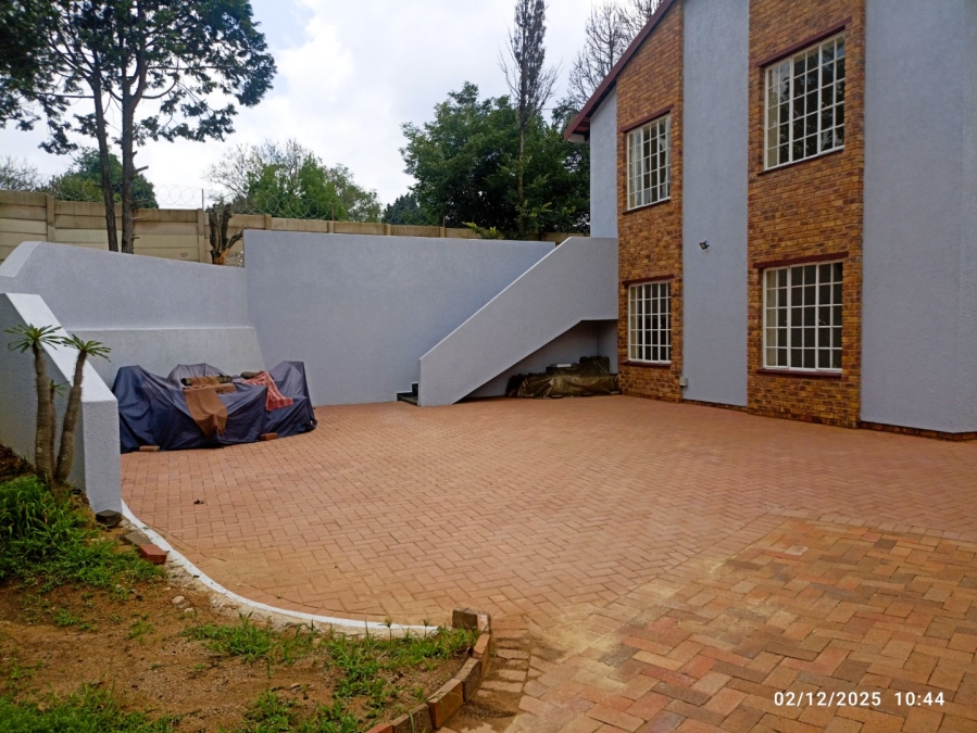 To Let 2 Bedroom Property for Rent in Weltevreden Park Gauteng