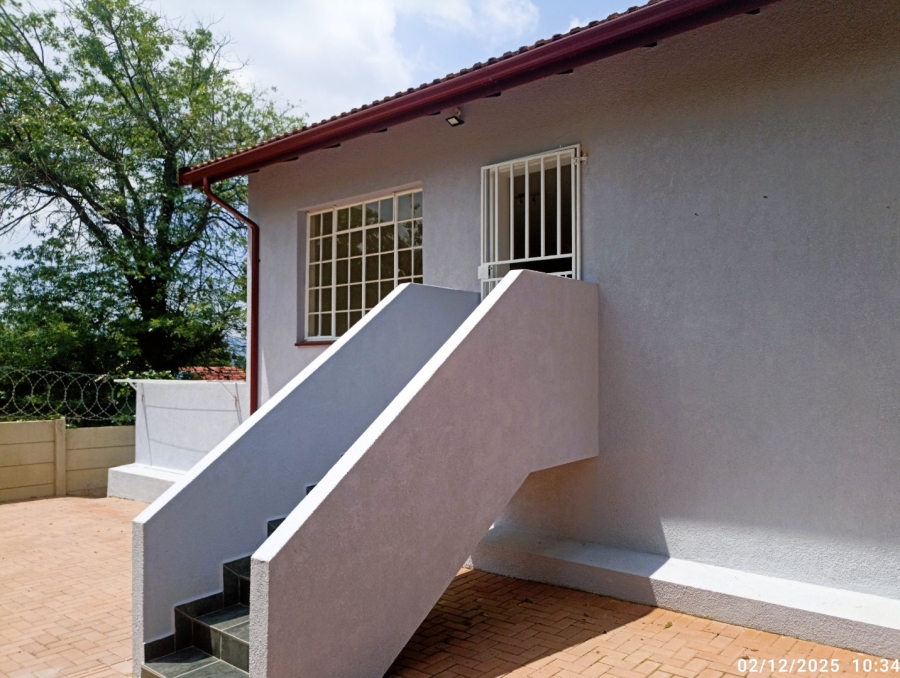 To Let 2 Bedroom Property for Rent in Weltevreden Park Gauteng