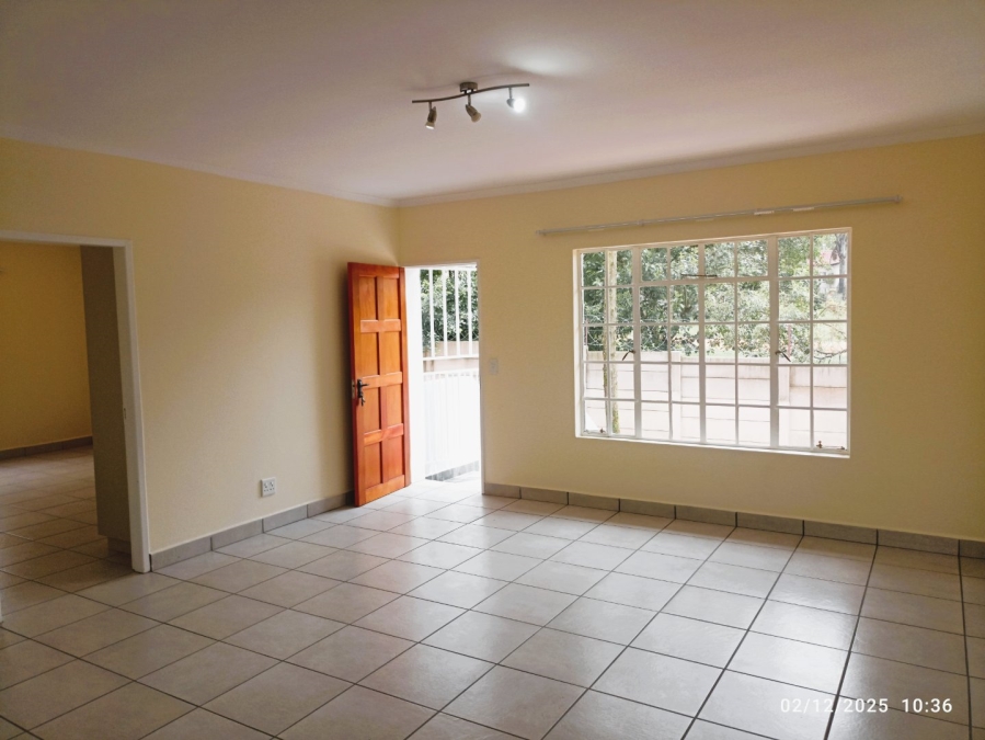 To Let 2 Bedroom Property for Rent in Weltevreden Park Gauteng