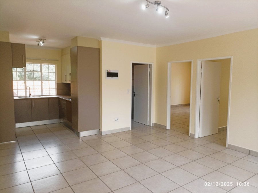 To Let 2 Bedroom Property for Rent in Weltevreden Park Gauteng