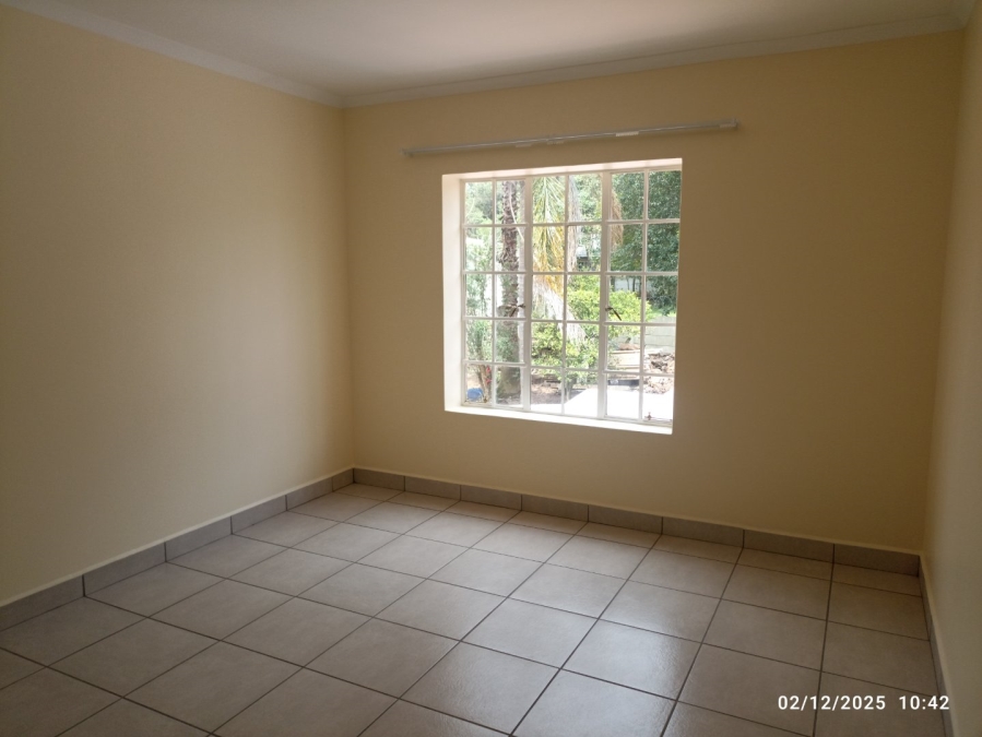 To Let 2 Bedroom Property for Rent in Weltevreden Park Gauteng