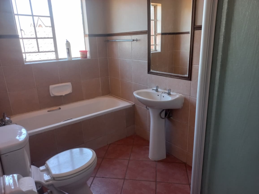 2 Bedroom Property for Sale in Mooikloof Ridge Gauteng