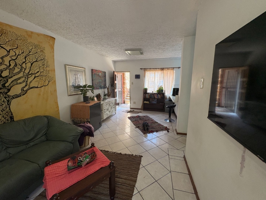 2 Bedroom Property for Sale in Zwartkop Gauteng