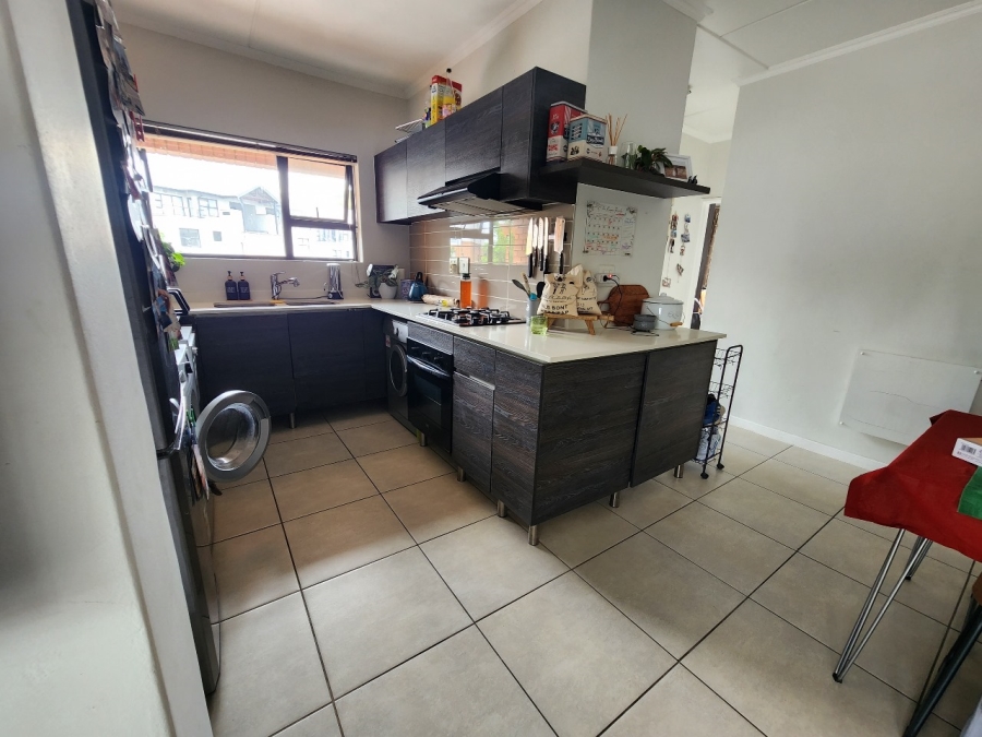To Let 3 Bedroom Property for Rent in Olivedale Gauteng