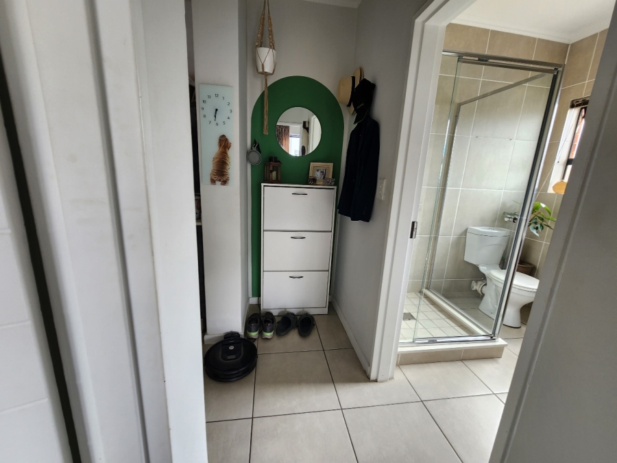 To Let 3 Bedroom Property for Rent in Olivedale Gauteng