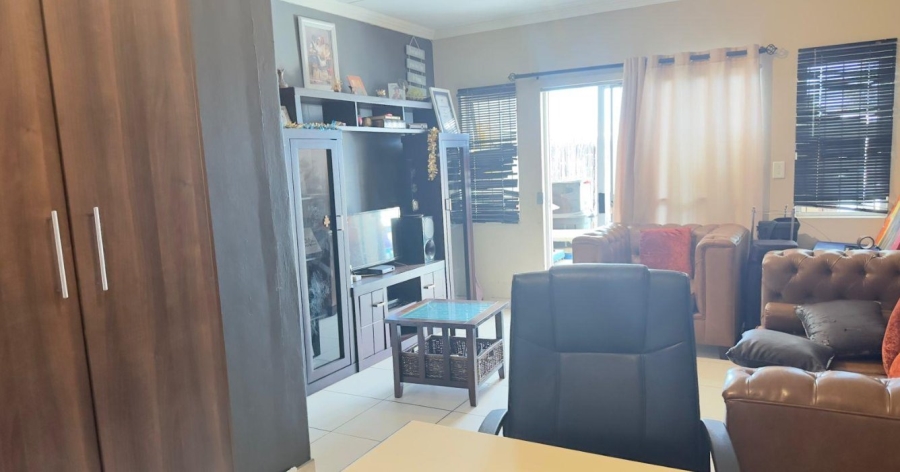 2 Bedroom Property for Sale in Mayberry Park Gauteng