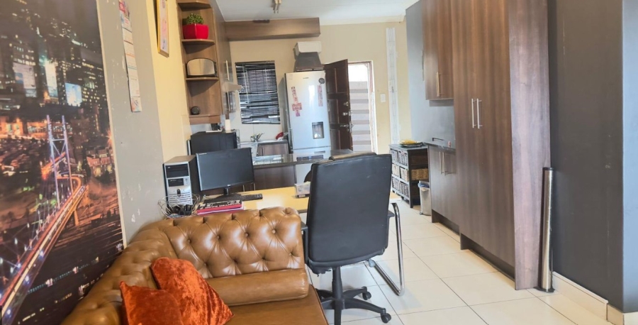 2 Bedroom Property for Sale in Mayberry Park Gauteng