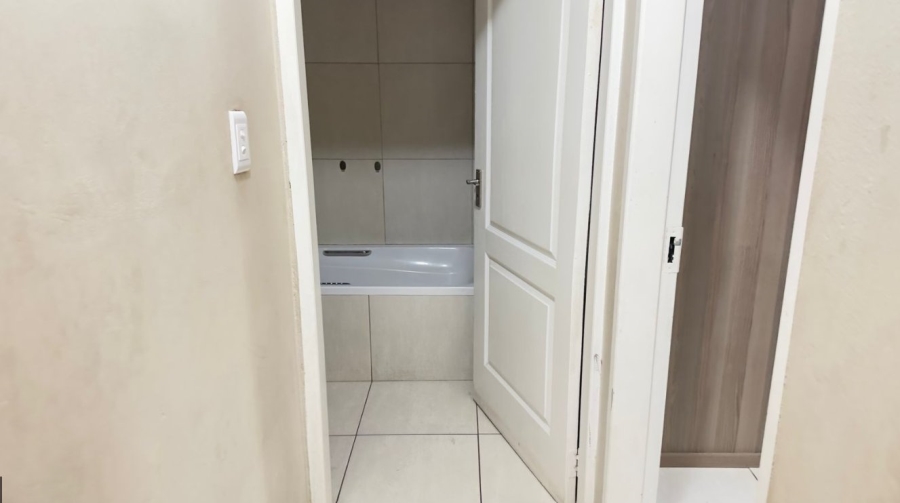 2 Bedroom Property for Sale in Mayberry Park Gauteng