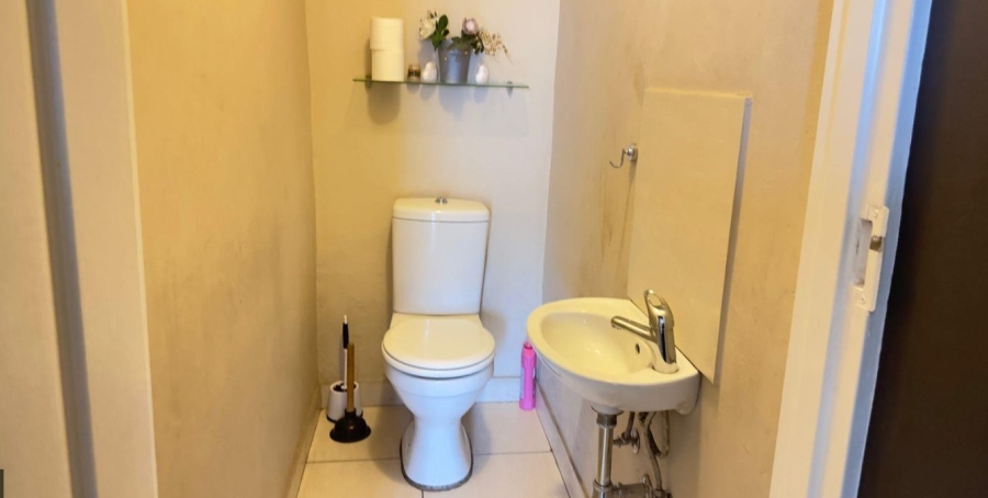 2 Bedroom Property for Sale in Mayberry Park Gauteng