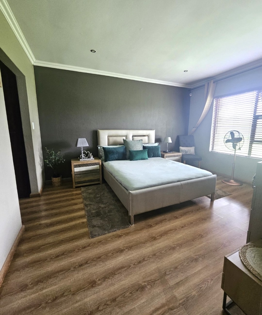 3 Bedroom Property for Sale in Halfway House Gauteng