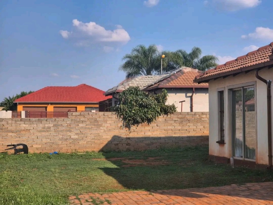 3 Bedroom Property for Sale in The Orchards Gauteng