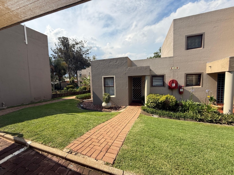 2 Bedroom Property for Sale in New Market Park Gauteng