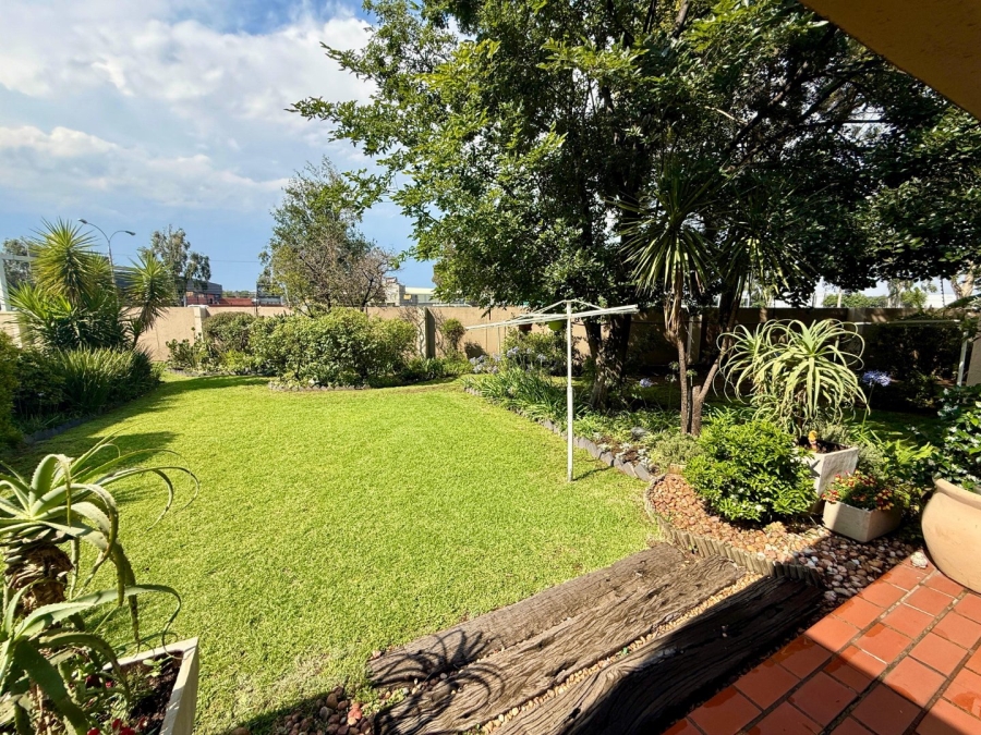 2 Bedroom Property for Sale in New Market Park Gauteng