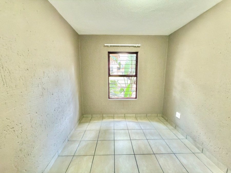 2 Bedroom Property for Sale in New Market Park Gauteng