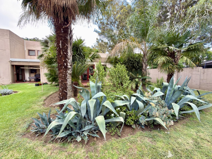 2 Bedroom Property for Sale in New Market Park Gauteng