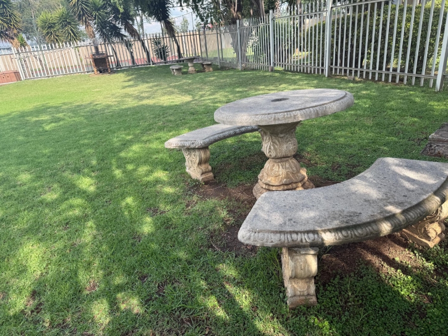 2 Bedroom Property for Sale in New Market Park Gauteng