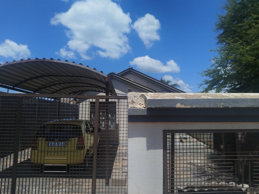 To Let 3 Bedroom Property for Rent in Soshanguve VV Gauteng
