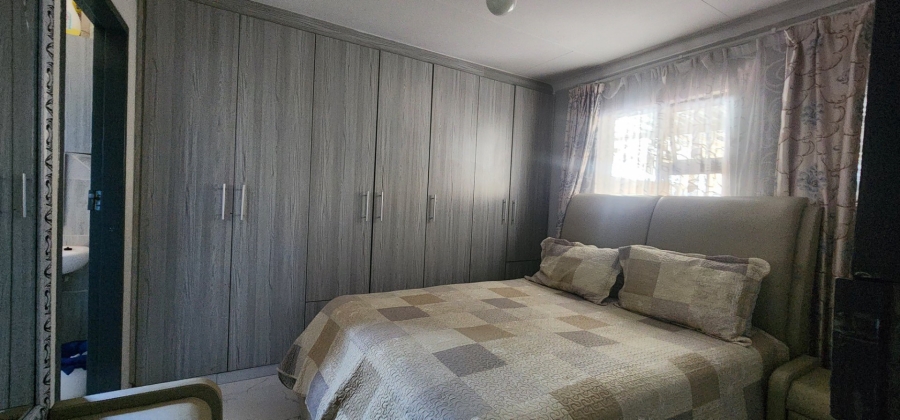 3 Bedroom Property for Sale in Sky City Gauteng